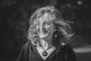 Emmanuelle Combe Thérapeute - psychologie énergétique - Sophrologue - individuel - groupe - formation 